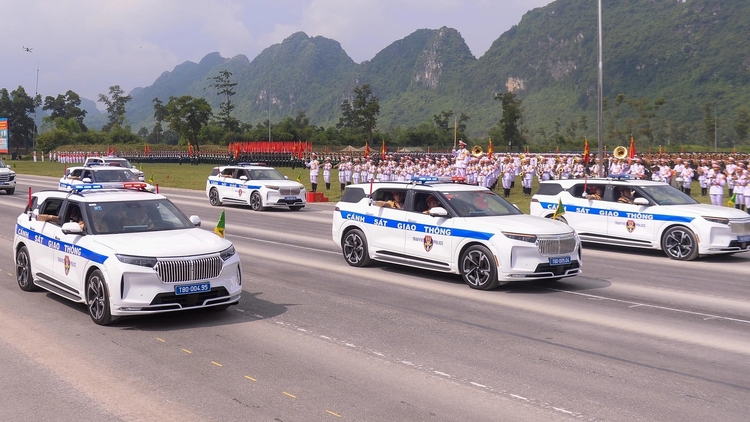 TP.HCM đề xuất chuyển toàn bộ xe công sang xe điện, giảm lãng phí và phát thải