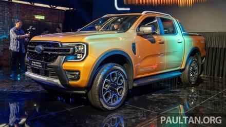 Ford Ranger Wildtrak 3.0L V6 chốt giá từ 1,2 tỷ đồng tại Malaysia, dân chơi Việt chỉ biết "ước"