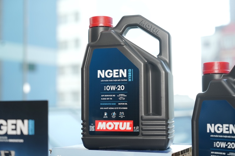 Motul Hybrid (2).JPG