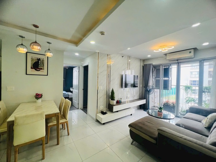 Với tài chính 10 - 15 tỷ. Chọn căn hộ cao cấp hay nhà phố compound Với tài chính 10 - 15 tỷ. Chọn căn hộ cao cấp hay nhà phố compound