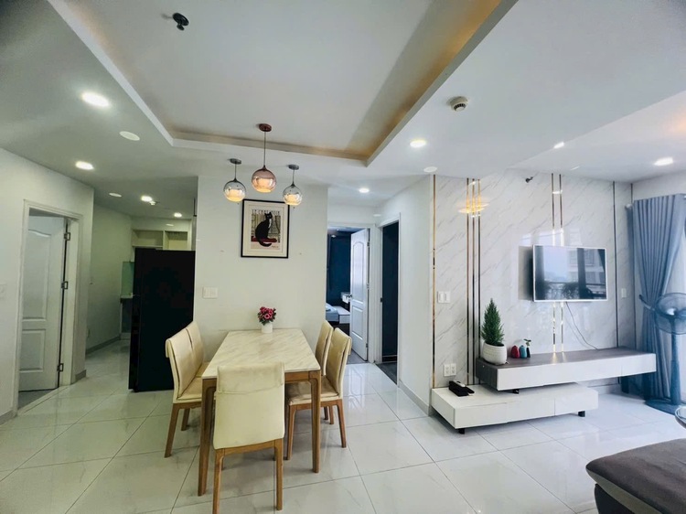 Với tài chính 10 - 15 tỷ. Chọn căn hộ cao cấp hay nhà phố compound Với tài chính 10 - 15 tỷ. Chọn căn hộ cao cấp hay nhà phố compound