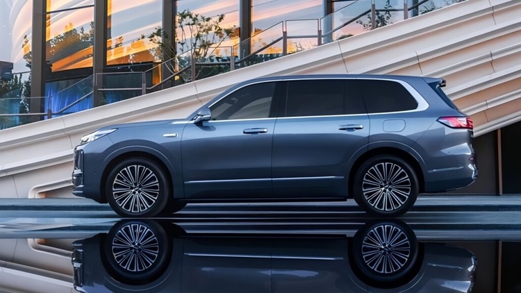 Mẫu SUV PHEV Geely Galaxy M9 nhận tới 40.000 đơn đặt hàng chỉ sau 24 giờ mở bán tại Trung Quốc