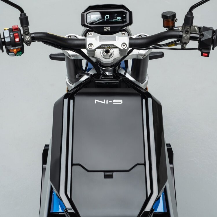 Tân binh xe máy điện Nuen Moto N1-S: Giá 170 triệu, 60% linh kiện Việt, thu hút cả báo nước ngoài