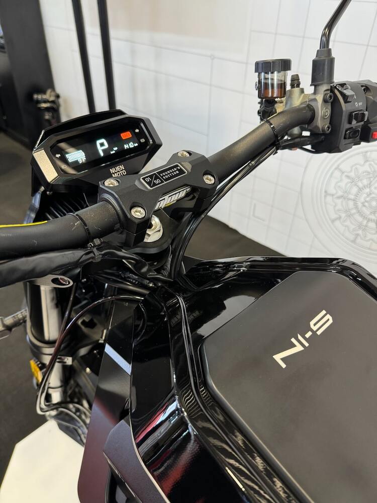 Tân binh xe máy điện Nuen Moto N1-S: Giá 170 triệu, 60% linh kiện Việt, thu hút cả báo nước ngoài