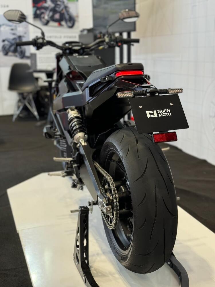 Tân binh xe máy điện Nuen Moto N1-S: Giá 170 triệu, 60% linh kiện Việt, thu hút cả báo nước ngoài