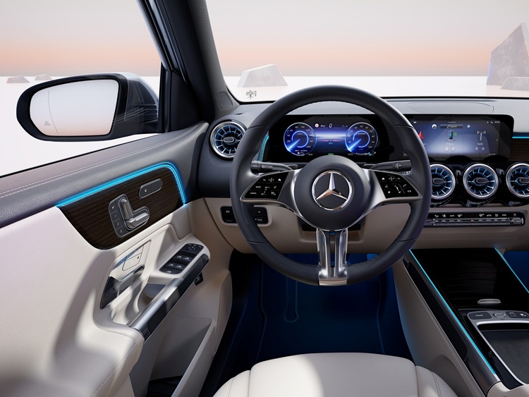 MERCEDES-BENZ EQB 250+ 2025 (6).jpg