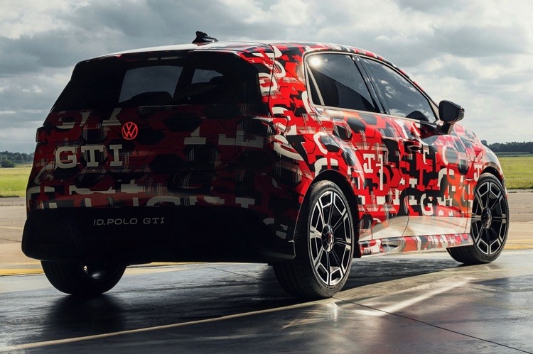 Không còn dùng con số khô khan, Volkswagen hồi sinh Polo bằng bản điện ID. Polo & GTI