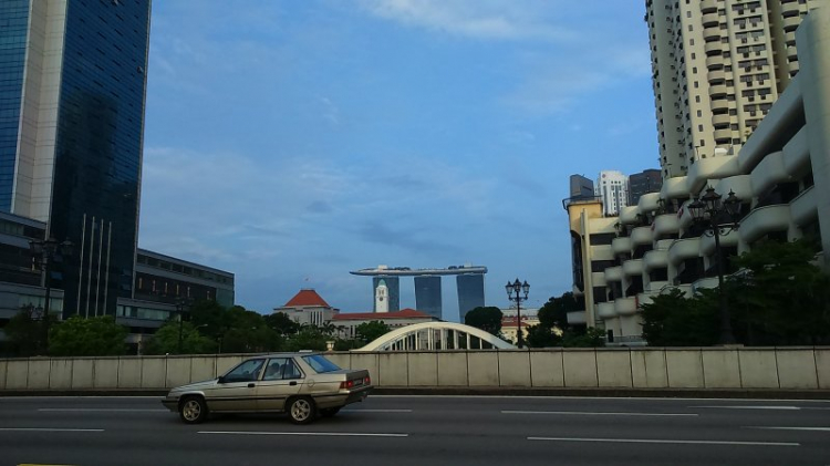 Lò mò Singapore... Lò mò Singapore...