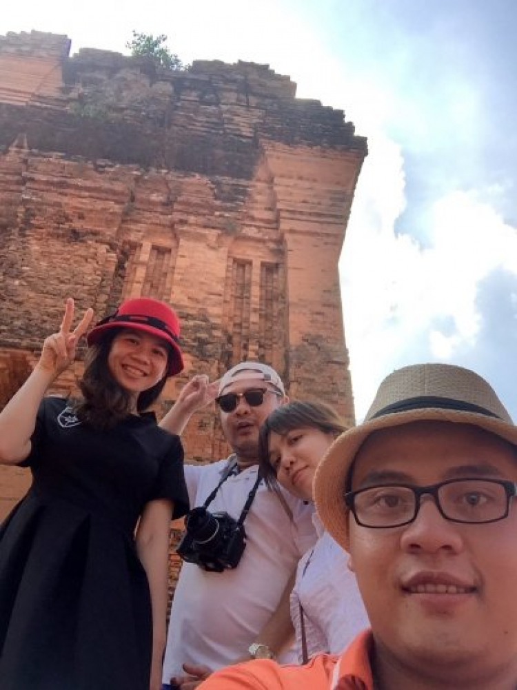 Hành trình 8 ngày: Sg -> Phú Yên -> Quy Nhơn -> Đà Nẵng -> Ngã 3 Đông Dương -> BMT -> ĐL -> Sg Hành trình 8 ngày: Sg -> Phú Yên -> Quy Nhơn -> Đà Nẵng -> Ngã 3 Đông Dương -> BMT -> ĐL -> Sg