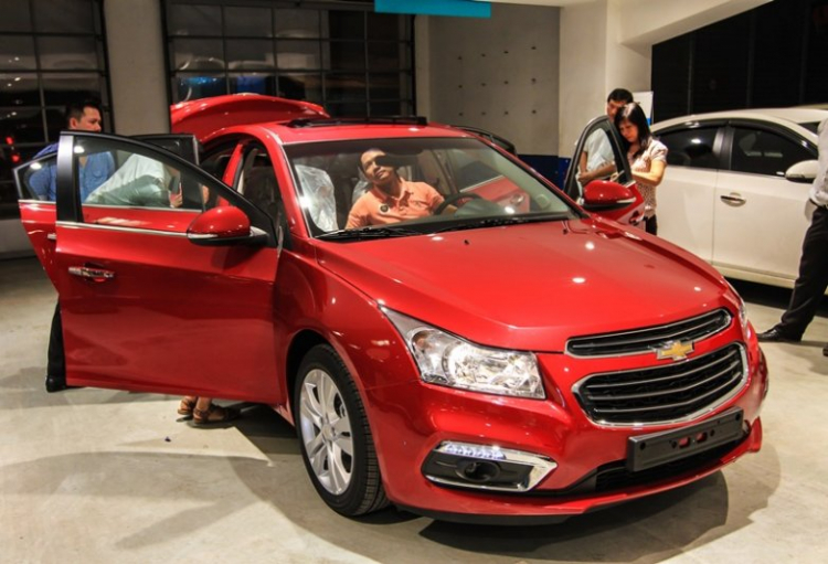 Chevrolet Cruze 2015 ra mắt khách hàng Sài Gòn