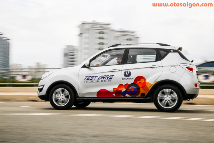 Changan CS35: Tạm ổn, nhưng giá cao Changan CS35: Tạm ổn, nhưng giá cao