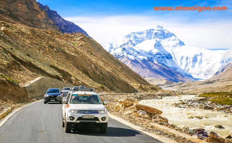 Cùng Mitsubishi Pajero Sport chinh phục cung đường đến Tây Tạng và núi Everest Cùng Mitsubishi Pajero Sport chinh phục cung đường đến Tây Tạng và núi Everest