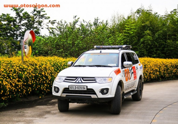 Cùng Mitsubishi Pajero Sport chinh phục cung đường đến Tây Tạng và núi Everest Cùng Mitsubishi Pajero Sport chinh phục cung đường đến Tây Tạng và núi Everest
