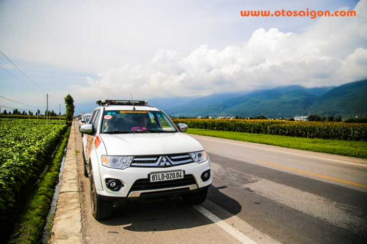 Cùng Mitsubishi Pajero Sport chinh phục cung đường đến Tây Tạng và núi Everest Cùng Mitsubishi Pajero Sport chinh phục cung đường đến Tây Tạng và núi Everest
