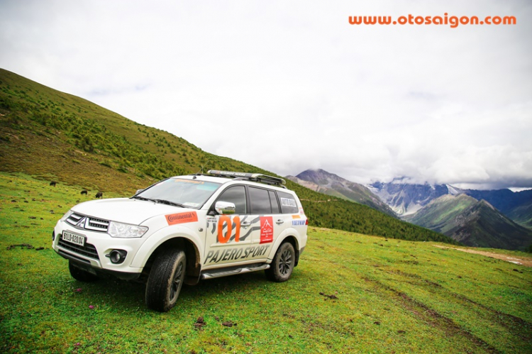 Cùng Mitsubishi Pajero Sport chinh phục cung đường đến Tây Tạng và núi Everest Cùng Mitsubishi Pajero Sport chinh phục cung đường đến Tây Tạng và núi Everest