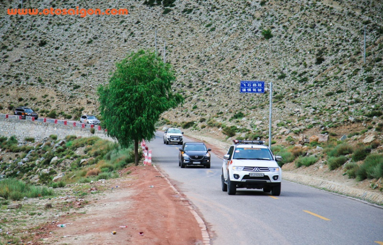Cùng Mitsubishi Pajero Sport chinh phục cung đường đến Tây Tạng và núi Everest