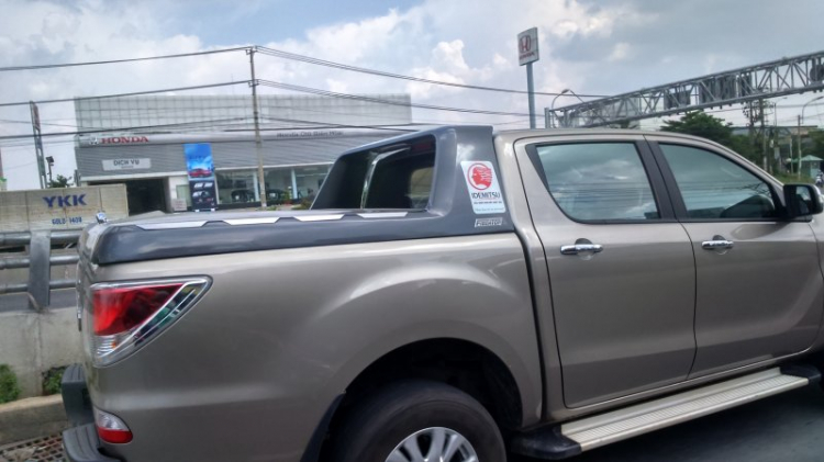 Khoe nắp thùng cao MAZDA BT50