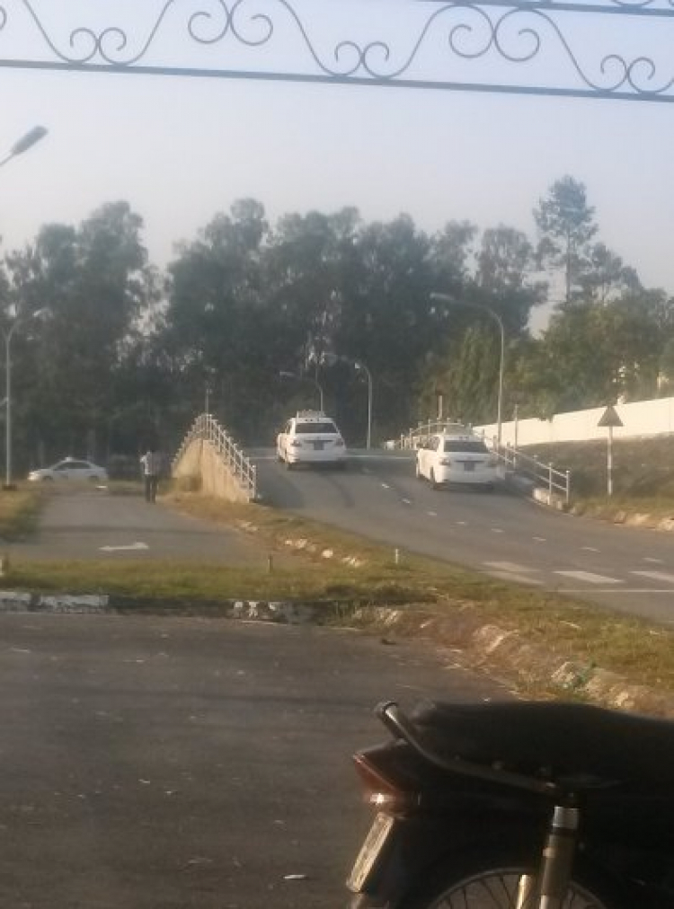 VỀ THĂM TRƯỜNG CŨ