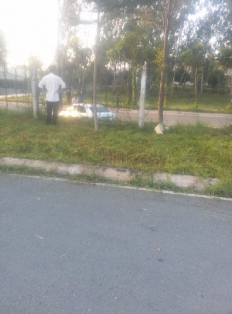 VỀ THĂM TRƯỜNG CŨ