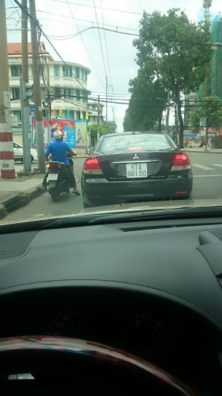 Sao Toyota bền quá vậy, làm sao cho nó hư :(