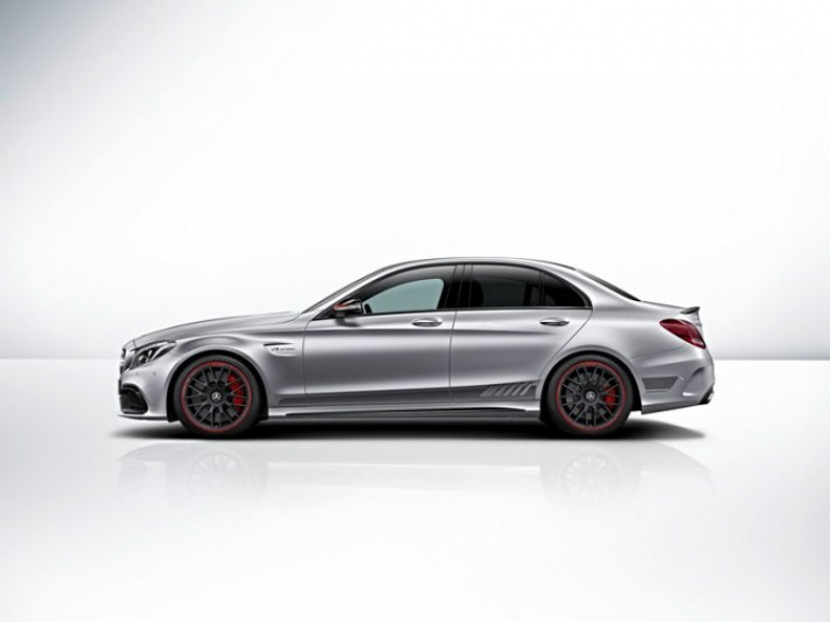 Mercedes-AMG  C63S có giá 4,3 tỷ tại Việt Nam