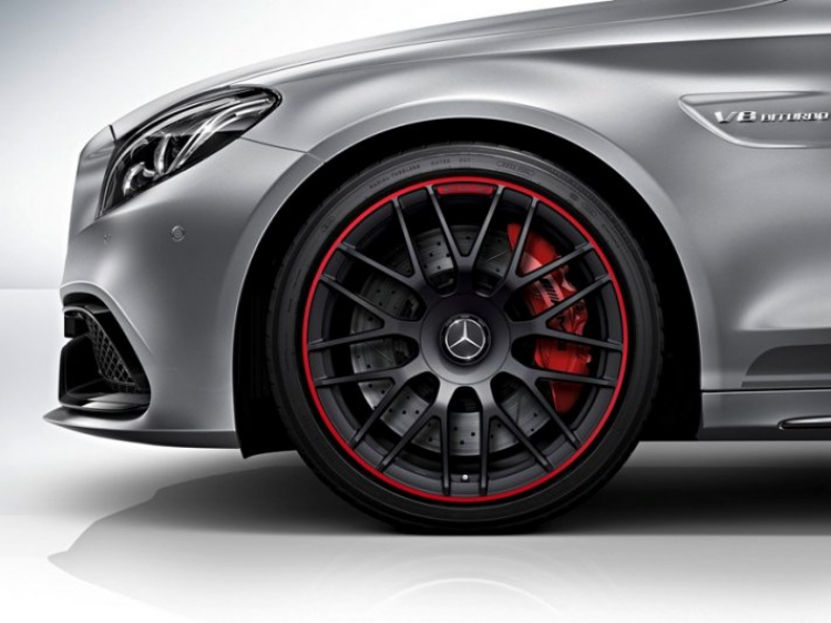 Mercedes-AMG  C63S có giá 4,3 tỷ tại Việt Nam