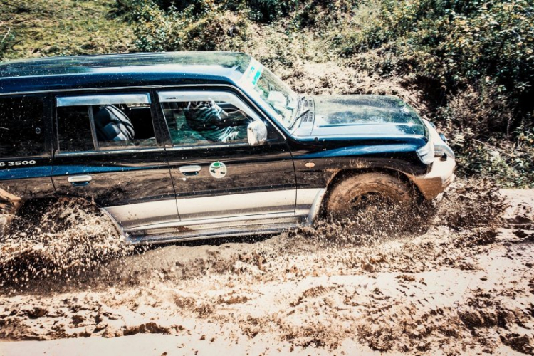 LAND CRUISER FRIENDCLUB (LFC) "Where there were NO ROADS, there was LAND CRUISER" LAND CRUISER FRIENDCLUB (LFC) "Where there were NO ROADS, there was LAND CRUISER"