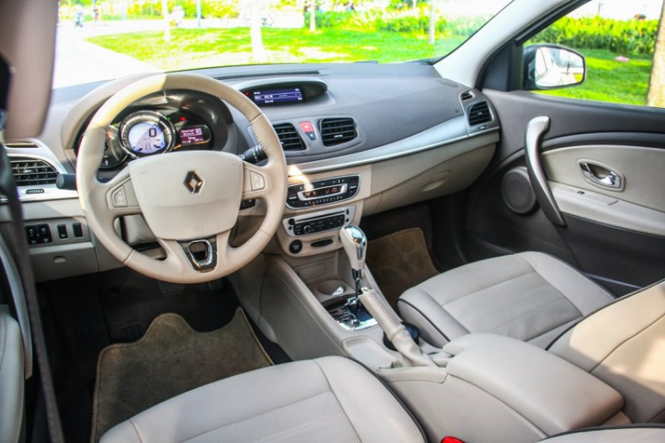 [VIMS 2015] Renault trình làng Megane Hatchback 2015 tại VIMS