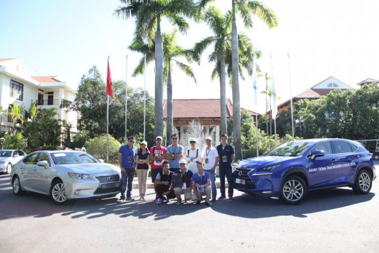 Lái xe Lexus khám phá Hà Nội – Đà Nẵng Lái xe Lexus khám phá Hà Nội – Đà Nẵng