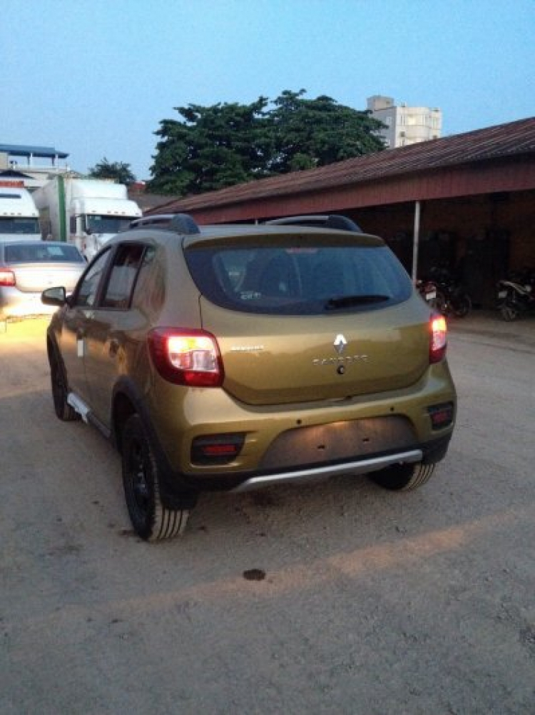 [VIMS 2015] Renault hé lộ 3 mẫu xe sắp xuất hiện tại triển lãm