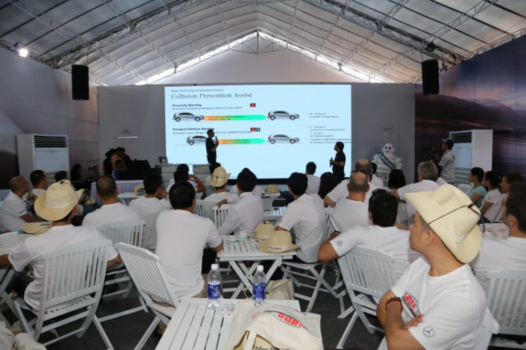 Học viện lái xe an toàn Mercedes-Benz tại Hồ Chí Minh Học viện lái xe an toàn Mercedes-Benz tại Hồ Chí Minh
