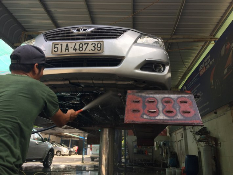 Có nên gắn tấm chắn gầm máy Có nên gắn tấm chắn gầm máy