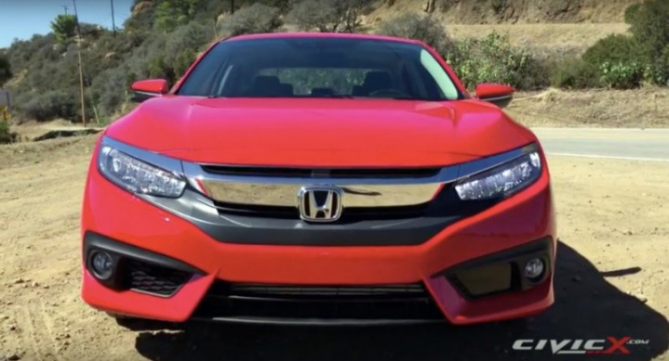 Soi Honda Civic 2016 từ trong ra ngoài