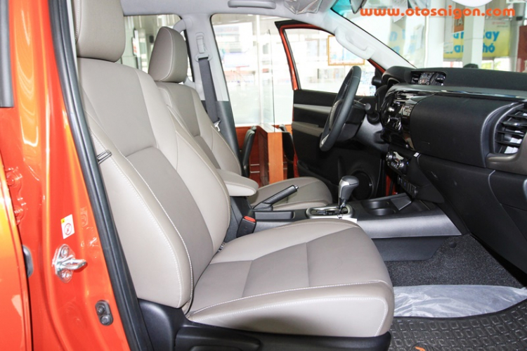 Chi tiết Toyota Hilux 2015 tại Việt Nam Chi tiết Toyota Hilux 2015 tại Việt Nam