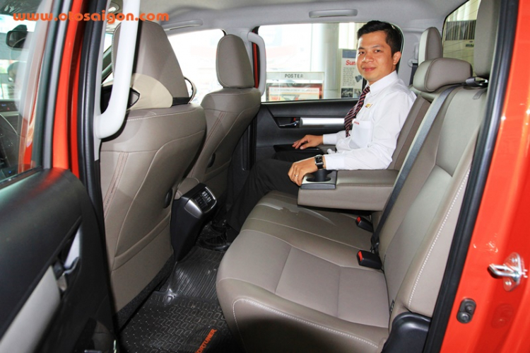 Chi tiết Toyota Hilux 2015 tại Việt Nam Chi tiết Toyota Hilux 2015 tại Việt Nam