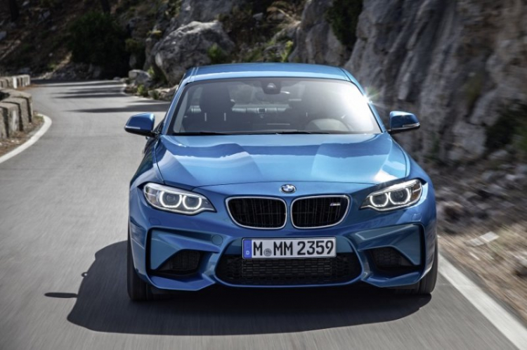 BMW M2 Coupe: Cỗ máy 370 hp chính thức xuất hiện BMW M2 Coupe: Cỗ máy 370 hp chính thức xuất hiện