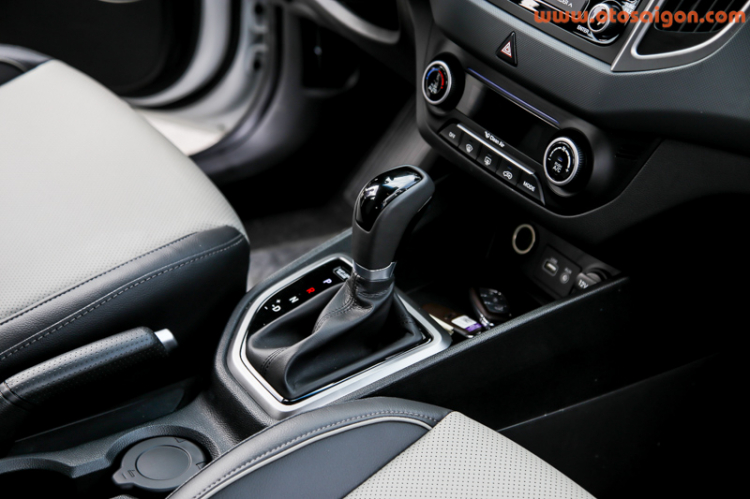 Cận cảnh Hyundai Creta phiên bản máy dầu tại Việt Nam Cận cảnh Hyundai Creta phiên bản máy dầu tại Việt Nam