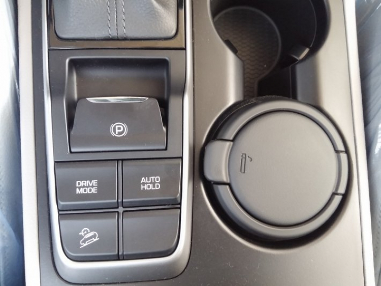 Cần thông tin và báo giá Hyundai Tucson 2016 Cần thông tin và báo giá Hyundai Tucson 2016