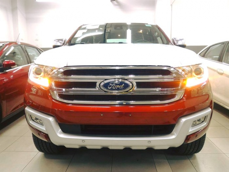 Ford Everest 2016 đã có mặt tại đại lý chờ ngày ra mắt