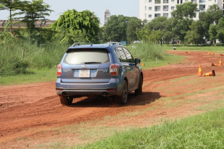 "Chơi dơ" cuối tuần với Subaru ngay trung tâm Sài Gòn