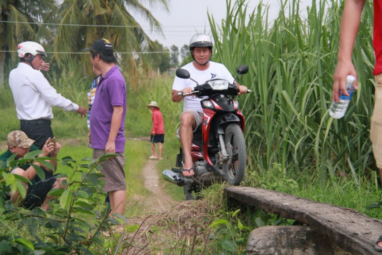 Khởi động chương trình xây cầu từ thiện thứ 2 của FFC trong năm 2015 Khởi động chương trình xây cầu từ thiện thứ 2 của FFC trong năm 2015