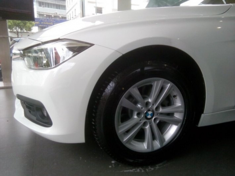 BMW Series 3 phiên bản mới sắp có mặt tại Việt Nam BMW Series 3 phiên bản mới sắp có mặt tại Việt Nam