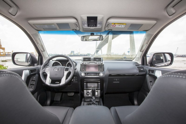 Toyota Việt Nam giới thiệu Land Cruiser Prado 2015 với giá 2,2 tỷ đồng
