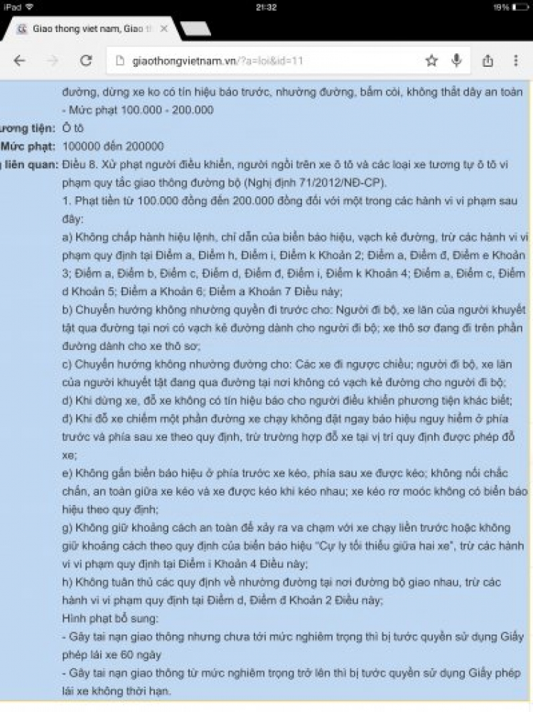 Bị phạt dưới chân cầu vượt Hàng Xanh