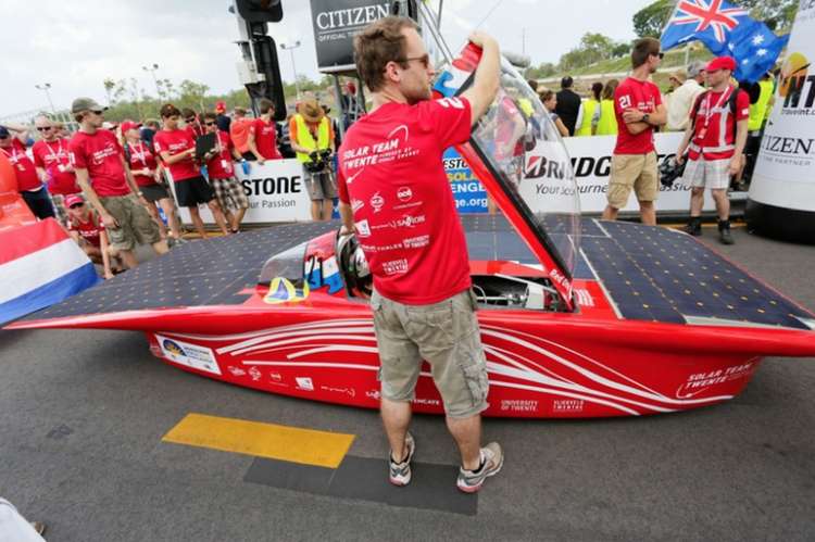 Đã xuất hiện nhà vô địch World Solar Challenge 2015