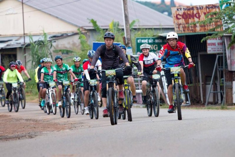 Giải đua xe đạp MTB - Khám Phá Di Linh