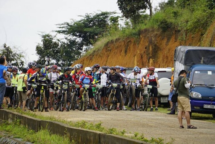 Giải đua xe đạp MTB - Khám Phá Di Linh