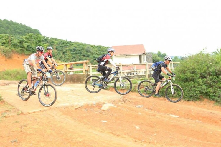 Giải đua xe đạp MTB - Khám Phá Di Linh