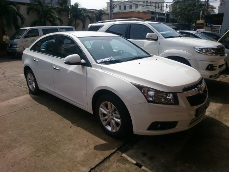 Chi tiết Chevrolet Cruze 2015 vừa ra mắt tại Việt Nam