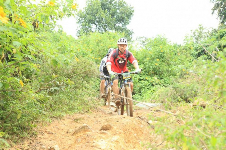 Giải đua xe đạp MTB - Khám Phá Di Linh